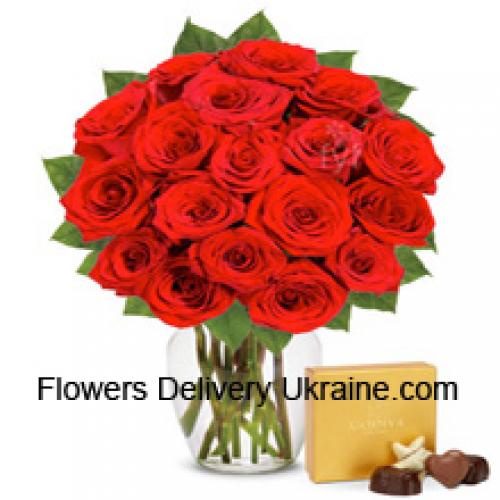 25 Roses in Vase with Chocolate